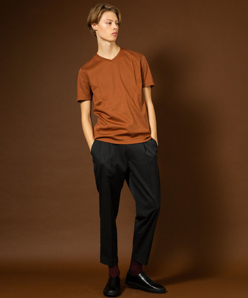 UNITED TOKYO（ユナイテッドトウキョウ）の「テクノラマスムースVネックカットソー（Tシャツ/カットソー・メンズ・オフホワイト/ブラック/ネイビー/グリーン/ピンク/ベージュ/キャメル・1/2/3）」の20枚目の写真