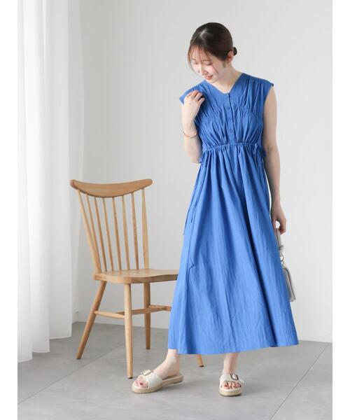 Te chichi TERRASSE（テチチテラス）の「ギャザー切替サイドリボンワンピース（ワンピース・レディース・キャメル/ブルー/チャコールグレー・F）」の7枚目の写真