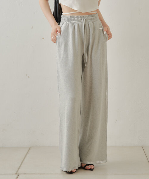 Chico(チコ)の「箔プリントワイドスウェットパンツ(その他パンツ・レディース・ホワイト/グレー/チャコールグレー・FREE)」の4枚目の写真