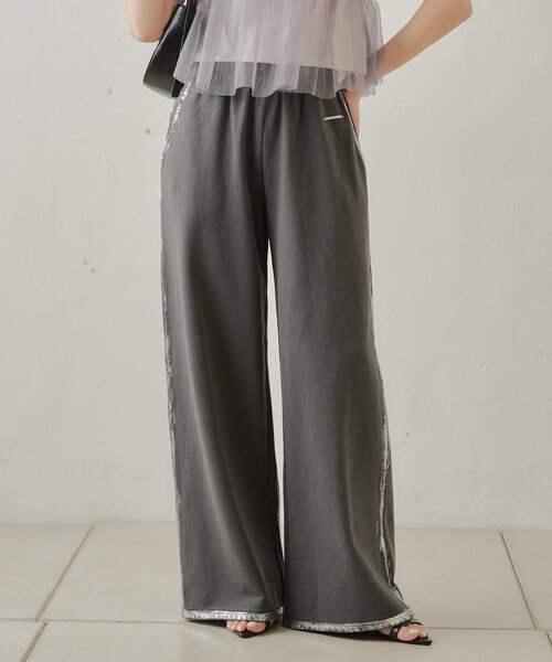 Chico(チコ)の「箔プリントワイドスウェットパンツ(その他パンツ・レディース・ホワイト/グレー/チャコールグレー・FREE)」の17枚目の写真