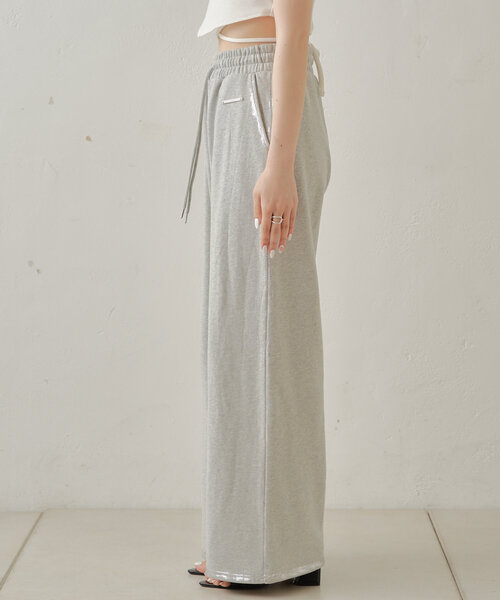 Chico(チコ)の「箔プリントワイドスウェットパンツ(その他パンツ・レディース・ホワイト/グレー/チャコールグレー・FREE)」の22枚目の写真