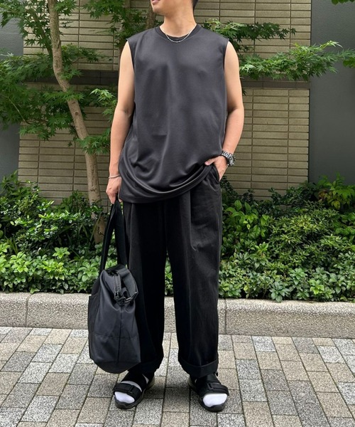 etre pret(エトレプレ)の「汗臭・生乾き臭をブロック!抗菌防臭ドライノースリーブトップス【ユニセックス】(Tシャツ/カットソー・レディース・ブラック/カーキ/チャコールグレー/ホワイト/ネイビー/レッド系・X-SMALL/SMALL/MEDIUM/LARGE/X-LARGE/XX-LARGE)」の7枚目の写真