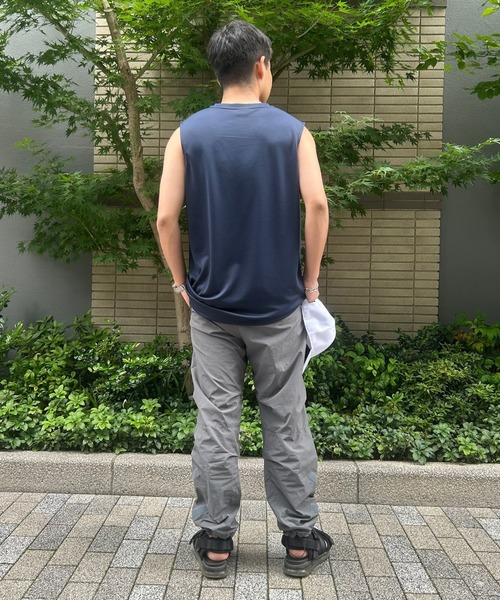 etre pret(エトレプレ)の「汗臭・生乾き臭をブロック!抗菌防臭ドライノースリーブトップス【ユニセックス】(Tシャツ/カットソー・レディース・ブラック/カーキ/チャコールグレー/ホワイト/ネイビー/レッド系・X-SMALL/SMALL/MEDIUM/LARGE/X-LARGE/XX-LARGE)」の17枚目の写真