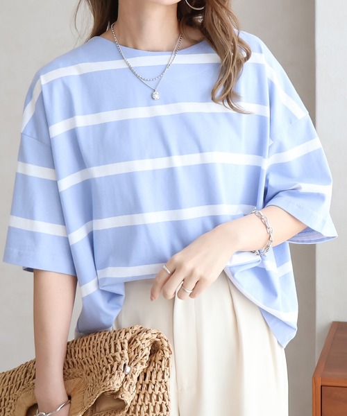 Social GIRL（ソーシャルガール）の「ワイドボーダーBIGTシャツ（Tシャツ/カットソー・レディース・グレイッシュベージュ/ブルー/ブラック・FREE）」の4枚目の写真