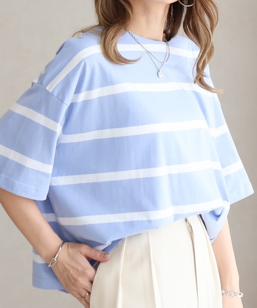 Social GIRL（ソーシャルガール）の「ワイドボーダーBIGTシャツ（Tシャツ/カットソー・レディース・グレイッシュベージュ/ブルー/ブラック・FREE）」の6枚目の写真