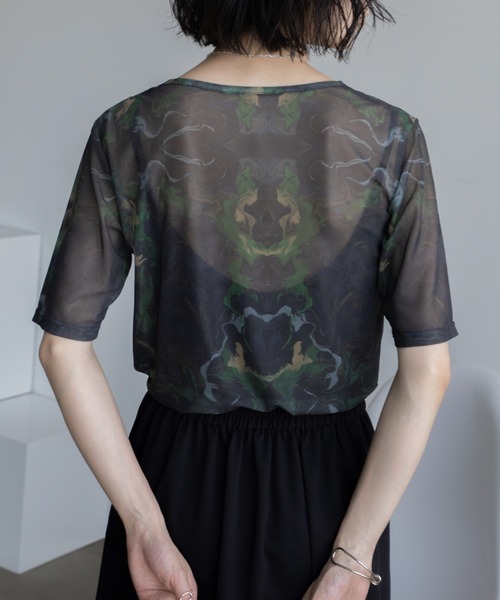 VACANCY（ヴァカンシー）の「アシンメトリーシャーリングシアートップス（Tシャツ/カットソー・レディース・ブラック/ブルー/レッド・FREE）」の6枚目の写真