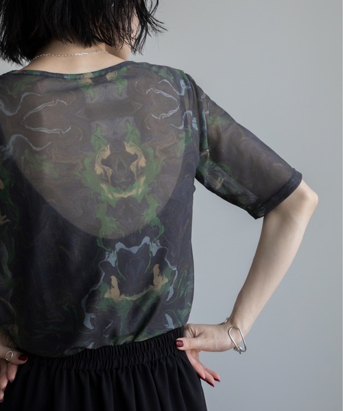 VACANCY（ヴァカンシー）の「アシンメトリーシャーリングシアートップス（Tシャツ/カットソー・レディース・ブラック/ブルー/レッド・FREE）」の7枚目の写真