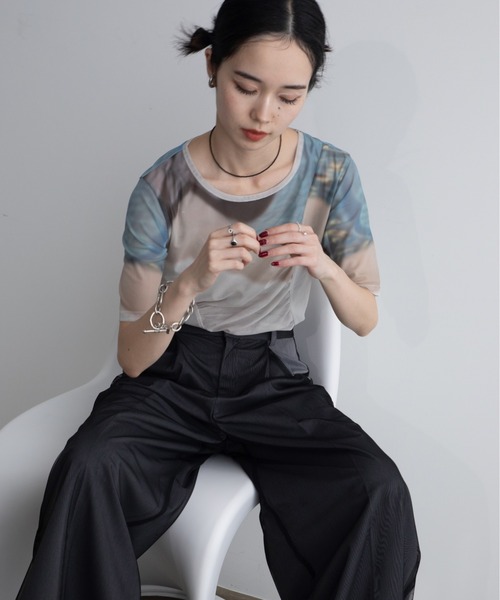 VACANCY（ヴァカンシー）の「アシンメトリーシャーリングシアートップス（Tシャツ/カットソー・レディース・ブラック/ブルー/レッド・FREE）」の19枚目の写真