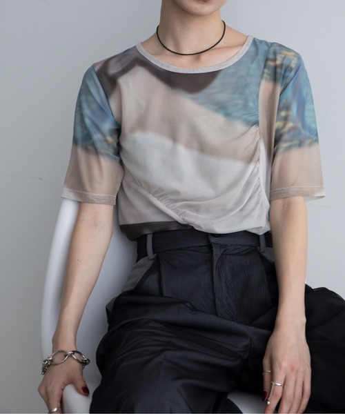 VACANCY（ヴァカンシー）の「アシンメトリーシャーリングシアートップス（Tシャツ/カットソー・レディース・ブラック/ブルー/レッド・FREE）」の18枚目の写真