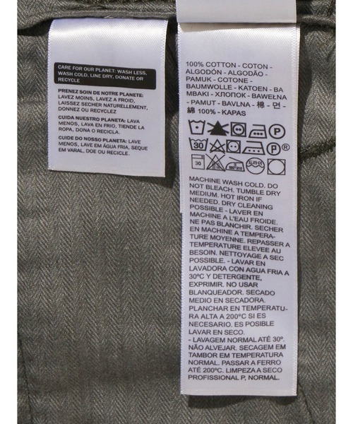 Levi's（リーバイス）の「Levi's/リーバイス XX CHINO ルーズ ストレート プリーツ（チノパンツ・メンズ・インディゴブルー/ベージュ/ブラック・W29 L32/W28 L32/W36 L32/W31 L32/W30 L32/W34 L32/W33 L32/W32 L32）」の4枚目の写真