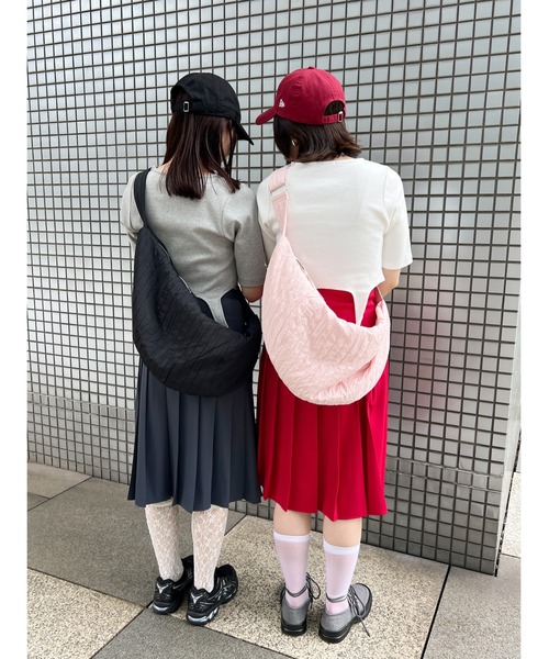 WC(ダブル シー)の「ダブルジップショルダー(ショルダーバッグ・レディース・ピンク/ブラック/アイボリー・FREE)」の22枚目の写真