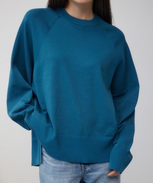 AZUL by moussy(アズールバイマウジー)の「フォルムニットプルオーバー(Tシャツ/カットソー・レディース・ブラック/ダークブルー/アイボリー/杢グレー/レッド・FREE)」の4枚目の写真