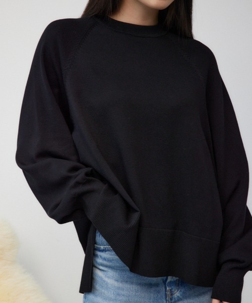 AZUL by moussy(アズールバイマウジー)の「フォルムニットプルオーバー(Tシャツ/カットソー・レディース・ブラック/ダークブルー/アイボリー/杢グレー/レッド・FREE)」の1枚目の写真