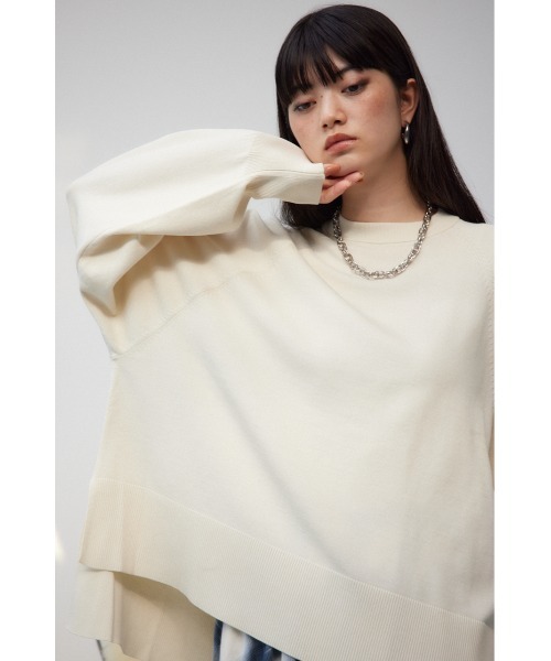 AZUL by moussy(アズールバイマウジー)の「フォルムニットプルオーバー(Tシャツ/カットソー・レディース・ブラック/ダークブルー/アイボリー/杢グレー/レッド・FREE)」の6枚目の写真