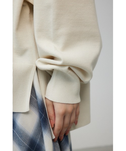 AZUL by moussy(アズールバイマウジー)の「フォルムニットプルオーバー(Tシャツ/カットソー・レディース・ブラック/ダークブルー/アイボリー/杢グレー/レッド・FREE)」の14枚目の写真