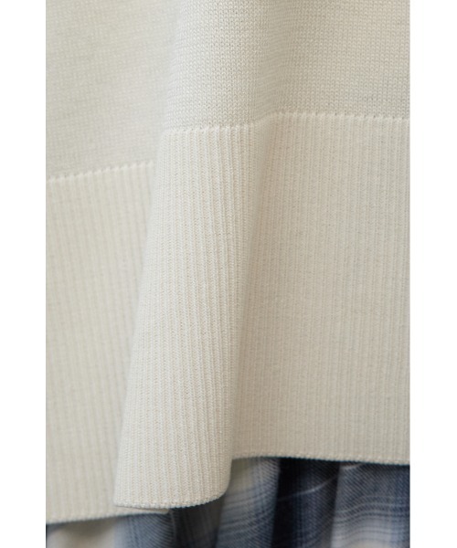 AZUL by moussy(アズールバイマウジー)の「フォルムニットプルオーバー(Tシャツ/カットソー・レディース・ブラック/ダークブルー/アイボリー/杢グレー/レッド・FREE)」の16枚目の写真