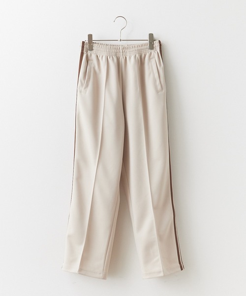 United Athle（ユナイテッドアスレ）の「【UNITED ATHLE】7.0オンス スムース サイドライン トラックパンツ ラインパンツ ユニセックス 2026年春夏（スウェットパンツ・メンズ・サックスブルー/サンドベージュ/ブラック×ホワイト/グレー/ブラック×ブラック/ブラック×ゴールド/ネイビー×ホワイト・M/S/L/XL）」の5枚目の写真