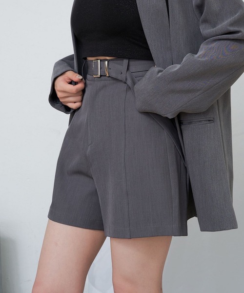 RAY CASSIN(レイカズン)の「ベルト付きハーフショートパンツ(その他パンツ・レディース・ブラック/グレー/ブラック系その他2/グレー系その他2・FREE)」の3枚目の写真