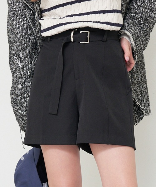 RAY CASSIN(レイカズン)の「ベルト付きハーフショートパンツ(その他パンツ・レディース・ブラック/グレー/ブラック系その他2/グレー系その他2・FREE)」の1枚目の写真