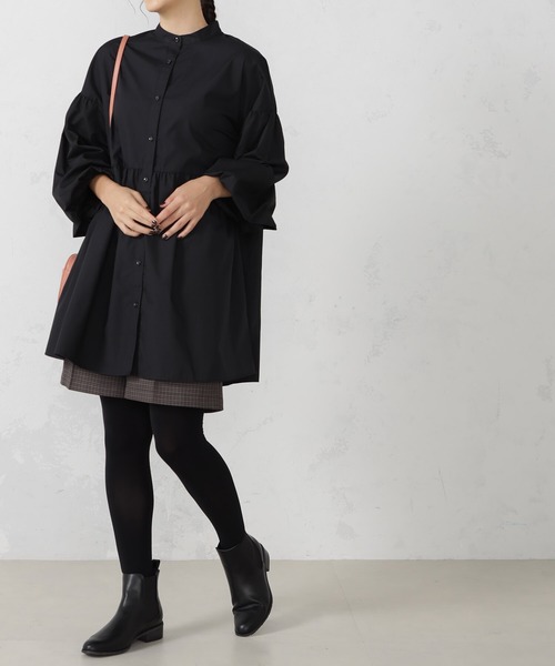 FOUND GOOD（ファウンドグッド）の「UVソデボリュームチュニック（シャツ/ブラウス・レディース・ブラック/ホワイト系5/ブルー系5・L/M/S）」の11枚目の写真