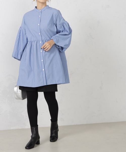 FOUND GOOD（ファウンドグッド）の「UVソデボリュームチュニック（シャツ/ブラウス・レディース・ブラック/ホワイト系5/ブルー系5・L/M/S）」の12枚目の写真