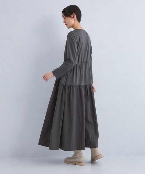 green label relaxing（グリーンレーベルリラクシング）の「タフタドッキング ロングスリーブ ワンピース（ワンピース・レディース・ブラック/ダークグレー・FREE）」の4枚目の写真