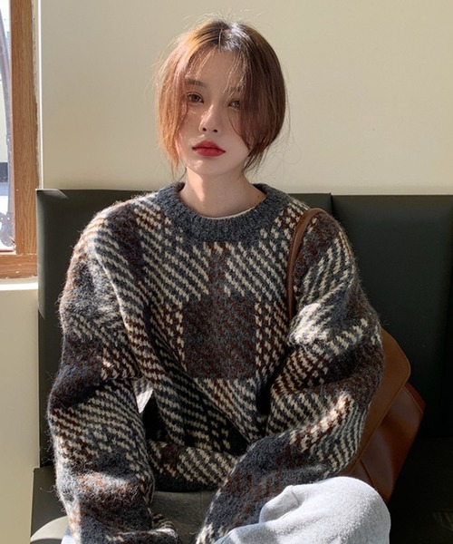 Doula Doula（ドゥーラドゥーラ）の「ジャガードチェックセーター（ニット/セーター・レディース・グレー/グレー系その他/オレンジ系その他/オレンジ・FREE）」の6枚目の写真