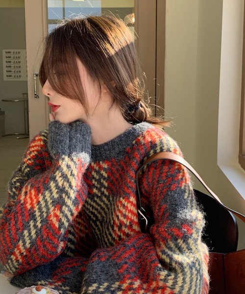 Doula Doula（ドゥーラドゥーラ）の「ジャガードチェックセーター（ニット/セーター・レディース・グレー/グレー系その他/オレンジ系その他/オレンジ・FREE）」の9枚目の写真