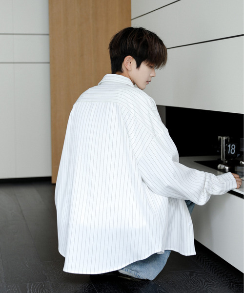 neos（ネオス）の「■新色追加【neos】ルーズシルエット ピンストライプ ロングスリーブ ワーク シャツ（シャツ/ブラウス・メンズ・ネイビー/グレイッシュベージュ/ブラック/ワインレッド/グリーン/ホワイト/ブラウン・MEDIUM/X-LARGE/LARGE）」の11枚目の写真