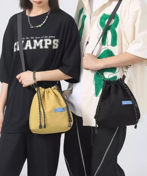 CELENA BEATS（セレナビーツ）の「巾着ショルダーバック（ショルダーバッグ・メンズ・ホワイト/ブラック/カーキ・FREE）」の19枚目の写真