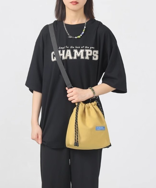 CELENA BEATS（セレナビーツ）の「巾着ショルダーバック（ショルダーバッグ・メンズ・ホワイト/ブラック/カーキ・FREE）」の16枚目の写真