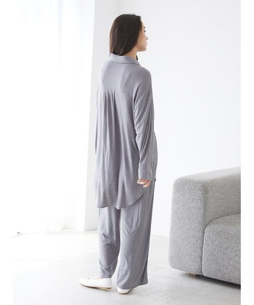 gelato pique（ジェラートピケ）の「ピーチスキンロングシャツ（ルーム