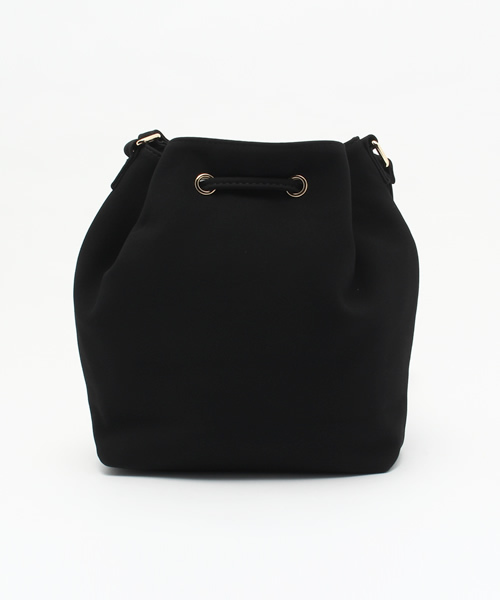 Chico（チコ）の「タッセル巾着型ショルダーバック（ショルダーバッグ・レディース・ブラック/ベージュ・FREE）」の14枚目の写真