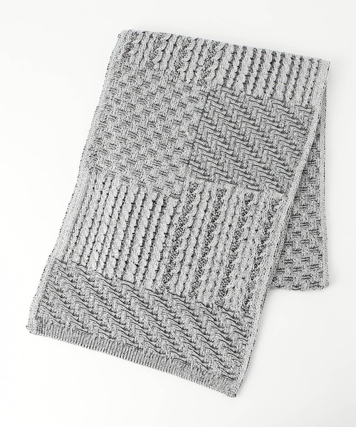 NICOLE CLUB FOR MEN（ニコルクラブフォーメン）の「編地切替 プレーティングマフラー（マフラー・メンズ・ブラック系/ホワイト系1/ホワイト系2/ブラウン系・FREE）」の2枚目の写真