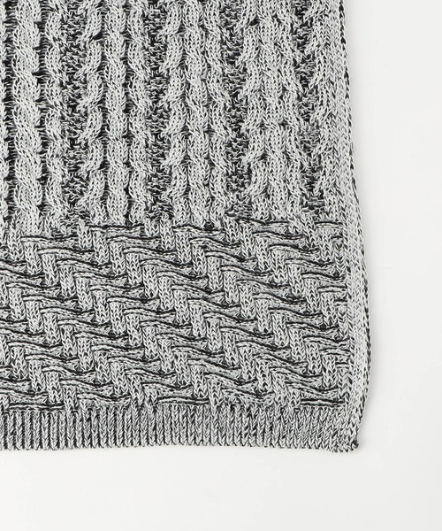 NICOLE CLUB FOR MEN（ニコルクラブフォーメン）の「編地切替 プレーティングマフラー（マフラー・メンズ・ブラック系/ホワイト系1/ホワイト系2/ブラウン系・FREE）」の5枚目の写真