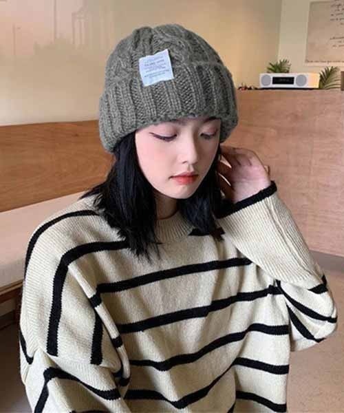 カナダグース ニット帽 ケーブル編み　ネイビー カナダグース ニット帽 ケーブル編み ネイビー メンズニット帽 人気