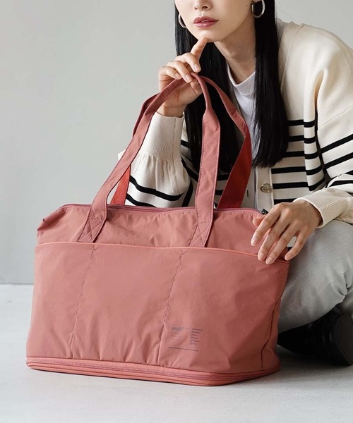 anello(アネロ)の「GUIDE 拡張 トートバッグ(トートバッグ・レディース・ライトグレー/ネイビー/スモークピンク/オリーブ/ライトベージュ/ブラック・-)」の6枚目の写真