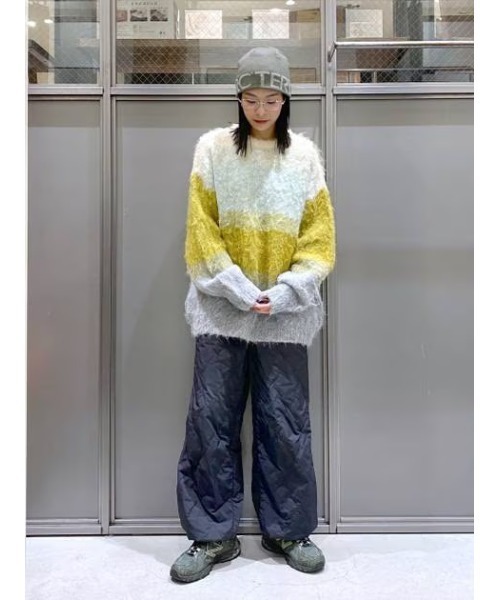 niko and...(ニコアンド)の「グラデシャギーニットプルオーバー(ニット/セーター・メンズ・イエロー/オレンジ・LARGE/MEDIUM)」の3枚目の写真