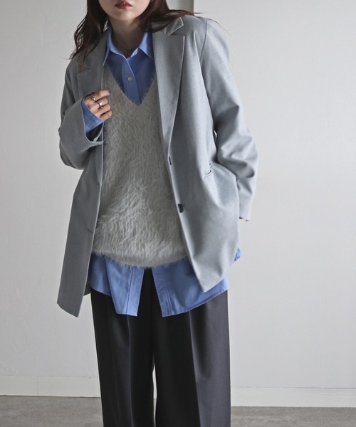 COURO（コウロ）の「バルキーフェザーニットベスト（ベスト・レディース・ブラック/杢グレー/グレイッシュベージュ/アイボリー・M）」の13枚目の写真