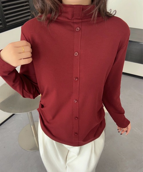 aimoha(アイモハ)の「ハイネックフェイクボタントップス (AW)(Tシャツ/カットソー・レディース・ホワイト/ワインレッド/ブラック/チョコ/カーキ/グレー・FREE)」の6枚目の写真
