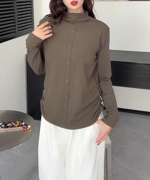 aimoha(アイモハ)の「ハイネックフェイクボタントップス (AW)(Tシャツ/カットソー・レディース・ホワイト/ワインレッド/ブラック/チョコ/カーキ/グレー・FREE)」の14枚目の写真