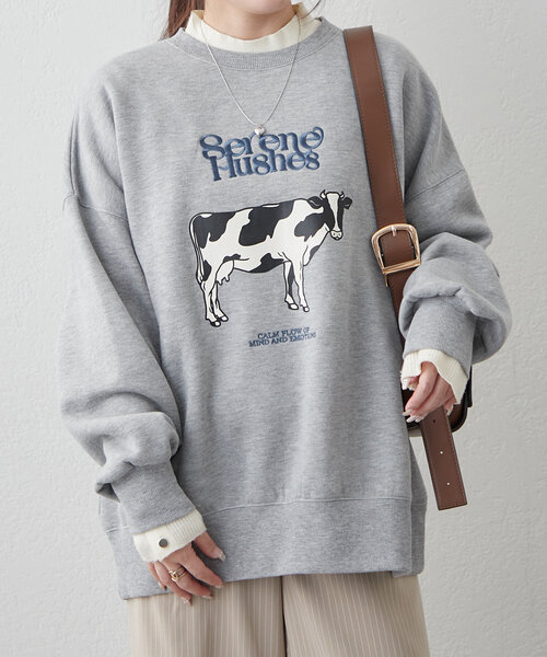 continuer de NICE CLAUP(コンティニューデナイスクラップ)の「牛&ロゴ刺繍BIG裏起毛プルオーバー(スウェット・レディース・グレー/ネイビー/アイボリー・FREE)」の11枚目の写真