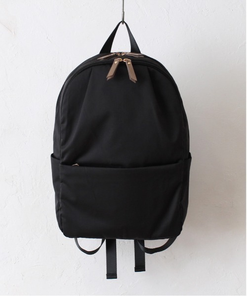 and it_（アンドイット）の「肩にやさしい軽量リュック（バックパック/リュック・レディース・ブラック/グレー/ピンク/ライトベージュ・FREE）」の2枚目の写真