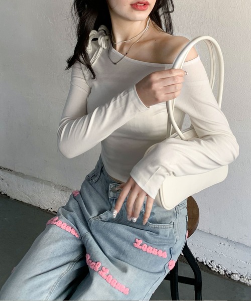 Teem Store(チームストア)の「リボンチョーカー付 ワンショルダーショートピチロンT(Tシャツ/カットソー・レディース・ブラック/ホワイト/ピンク・F)」の17枚目の写真