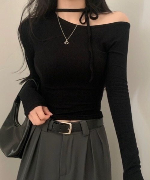 Teem Store(チームストア)の「リボンチョーカー付 ワンショルダーショートピチロンT(Tシャツ/カットソー・レディース・ブラック/ホワイト/ピンク・F)」の21枚目の写真