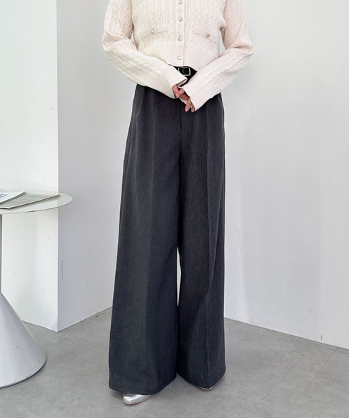 archives（アルシーヴ）の「ベルト付ワイドタックスラックス（スラックス・レディース・ベージュ/チャコールグレー/モカ・MEDIUM）」の2枚目の写真