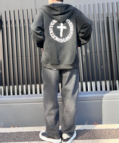 Figments(フィグメンツ)の「サークルクロスZIPパーカー(パーカー・レディース・スミクロ/ブラック・LARGE/X-LARGE)」の14枚目の写真