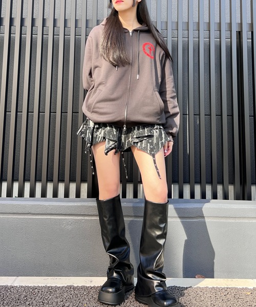 Figments(フィグメンツ)の「サークルクロスZIPパーカー(パーカー・レディース・スミクロ/ブラック・LARGE/X-LARGE)」の20枚目の写真