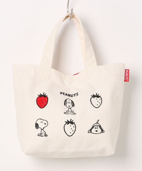 PEANUTS（ピーナッツ）の「PEANUTS/ピーナッツ　SN イチゴ ミニトート（トートバッグ・レディース・アイボリー・ONE SIZE）」の4枚目の写真