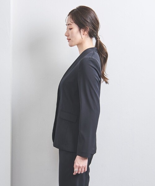 UNITED ARROWS(ユナイテッドアローズ)の「FEEL CLEAN Vノーカラー ジャケット(ノーカラージャケット・レディース・ブラック/ネイビー・40/38/36/34)」の9枚目の写真